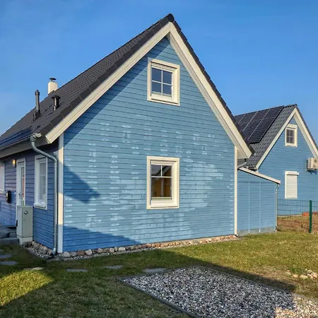 Holiday home 3 Bedroom Pet Friendly In *