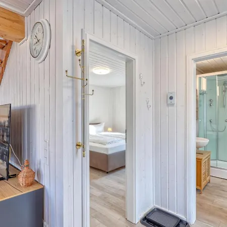 3 Bedroom Pet Friendly In Holiday home *